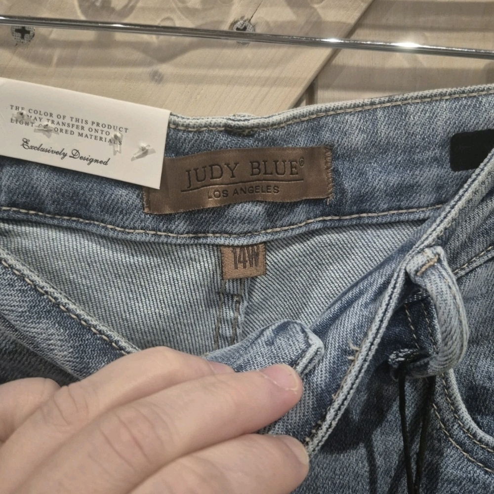 Judy Blue Susan High Rise Side Panel Detail Slim Jeans Size 14 NWT - Picture 6 of 7